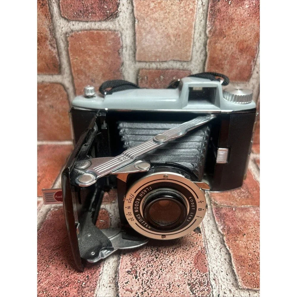 Vintage Kodak Tourist Folding Lens Camera 620 Film (Untested)